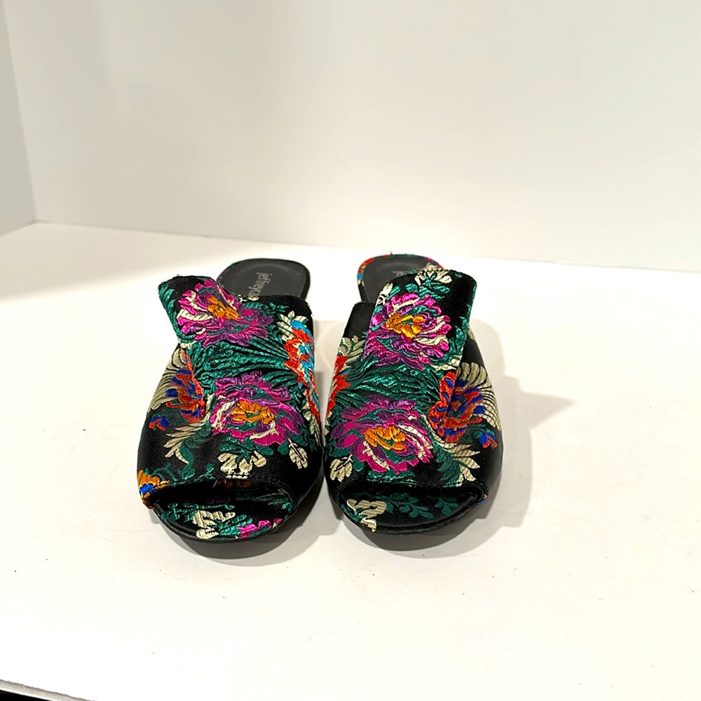 Jeffrey Campbell Fancy Sandal - Picture 3 of 4